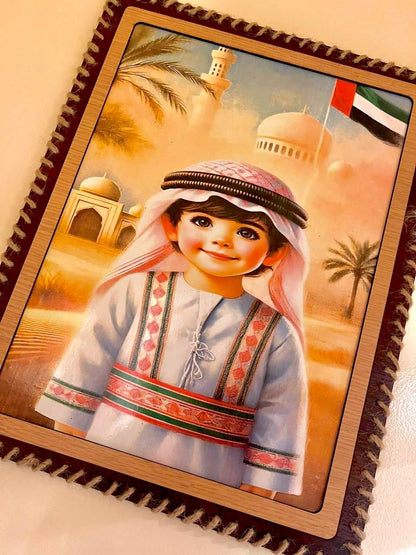 إطار خشبي مصنوع يدويًا مع صورة شخصية 